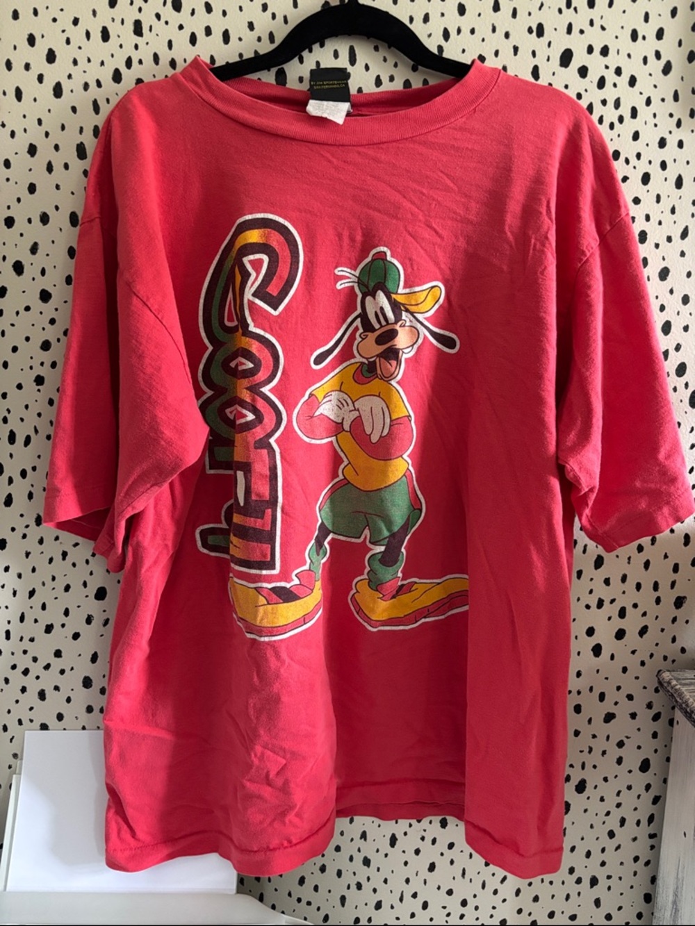 Vintage 90s Mickey Unlimited red Goofy Tshirt